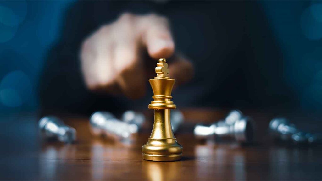 CHESS KING FIGURE